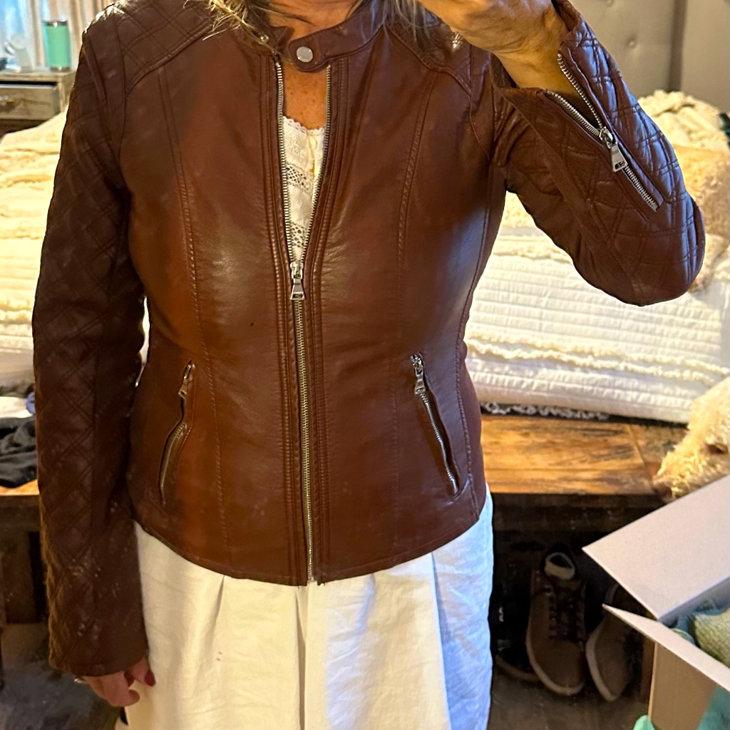 Jacket That Looks Like Leather And Feels Soft Great For Layering Jacket That Looks Like Leather And Feels Soft Great For Layering